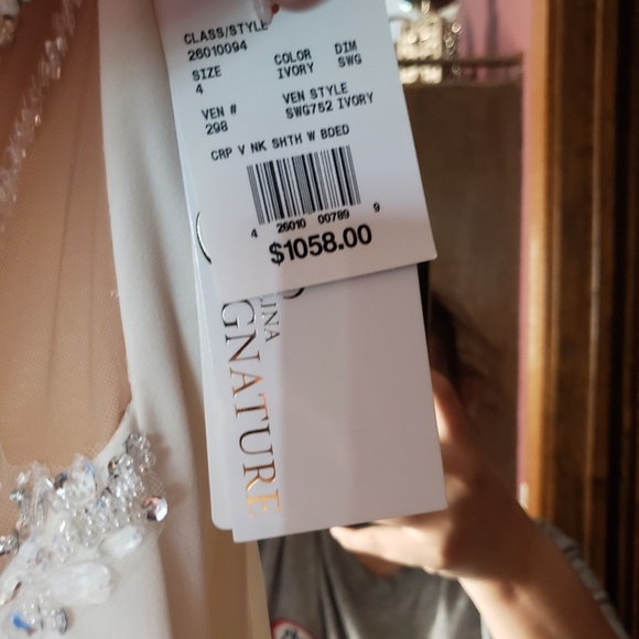 Galina Signature - Picture 5 of 7